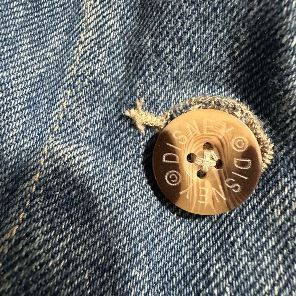 Vintage Winnie Pooh Disney Jacket Chore Embroidered Denim Size Medium Y2K - Picture 7 of 8